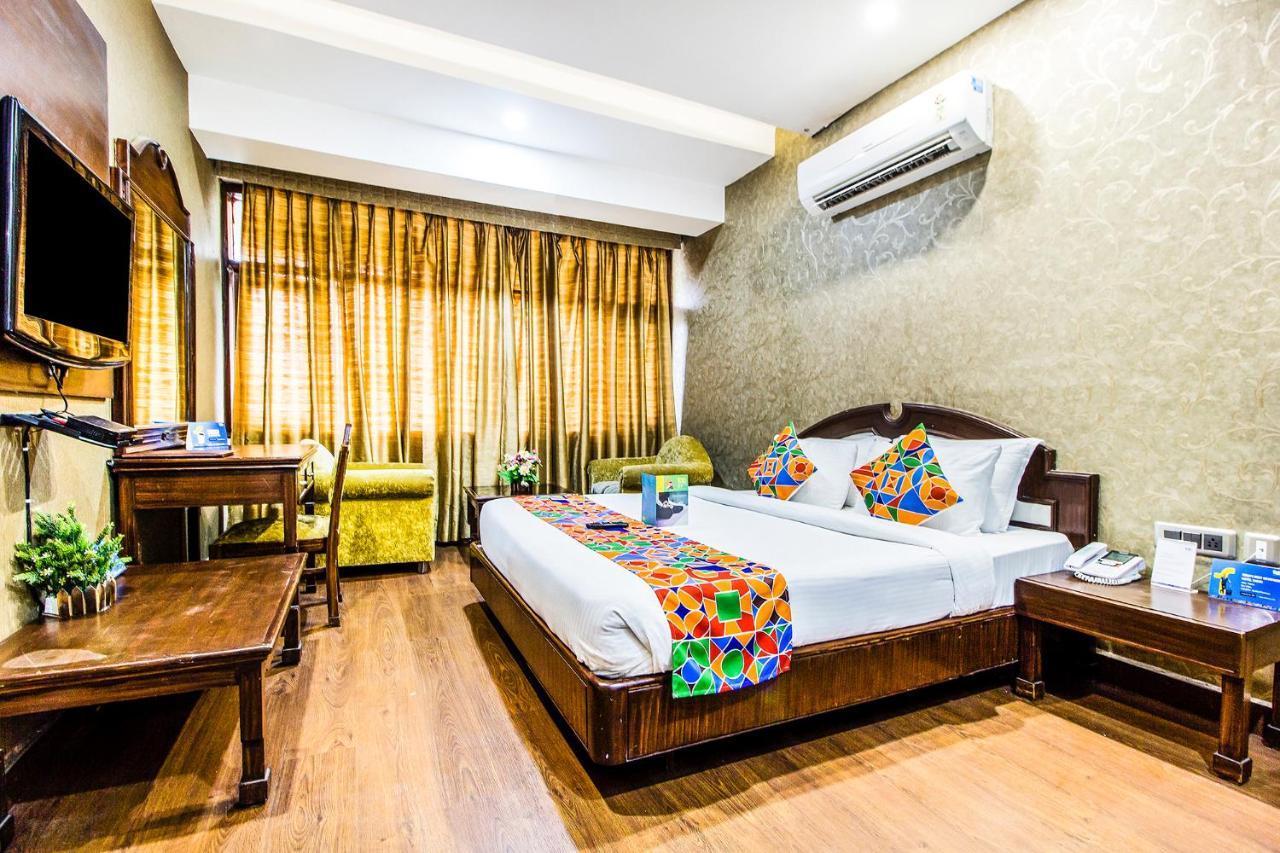 Fabhotel Le Monarque Chandigarh Exterior photo